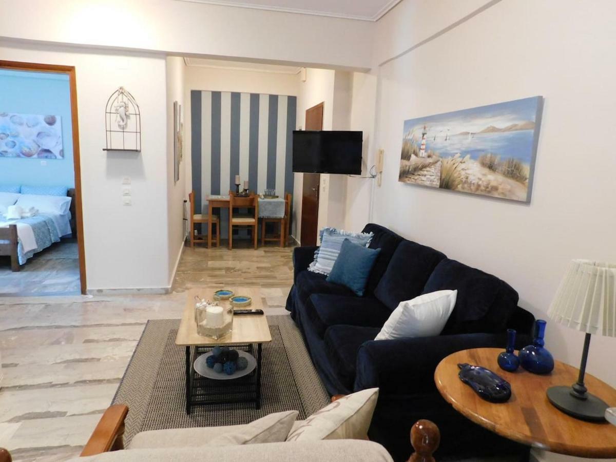 A Bright Home Away From Home Parálion Ástros Bagian luar foto
